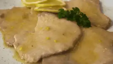 Lemon Veal Scaloppine - Italian cooking class in Genova