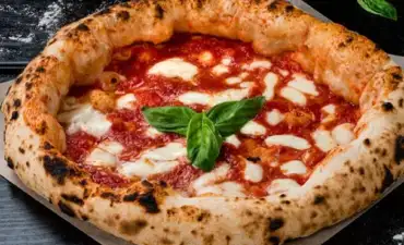 Pizza - Italian cooking class in Genova